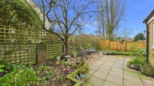 Photo 22- click for photo gallery